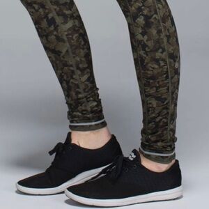 LULULEMON Speed Tight llI Women’s 2 Camo Full-On Luxtreme Ruched Legging Pant